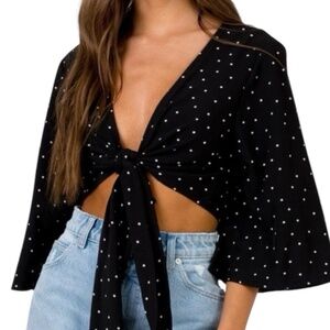 Princess Polly Crop Top Tie Front Black White Polka Dot V Neck Size 2 XS Y2K